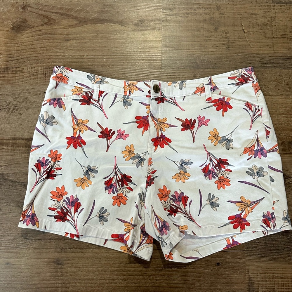 Women’s 5” Shorts